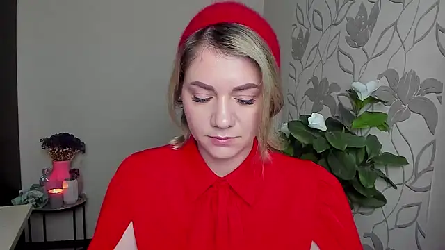 MariaSttone online show from 10/29/25, 09:36