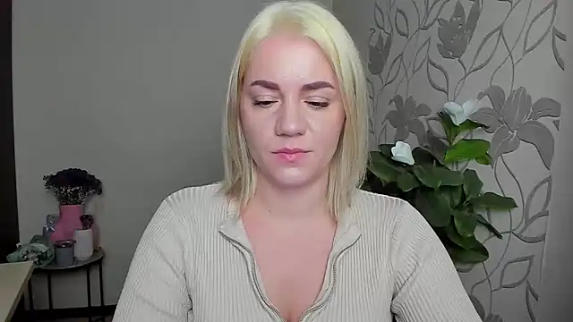 MariaSttone online show from 11/05/25, 09:40