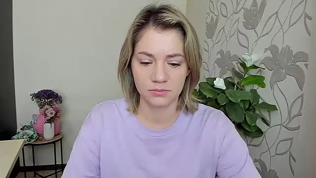 MariaSttone online show from 09/26/25, 07:15