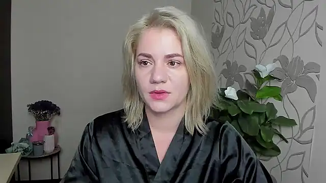 MariaSttone online show from 11/14/25, 10:35