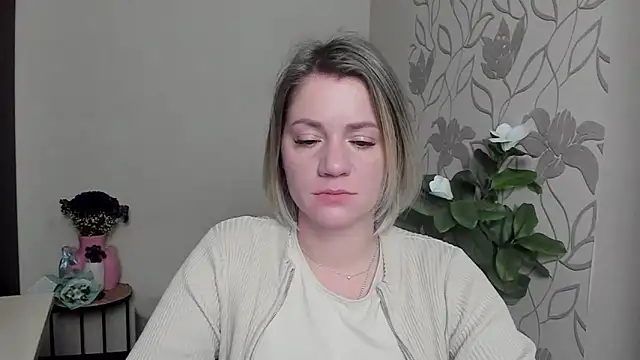 MariaSttone online show from 03/17/25, 10:19