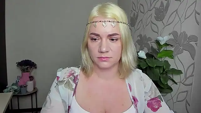 MariaSttone online show from 11/09/25, 09:30