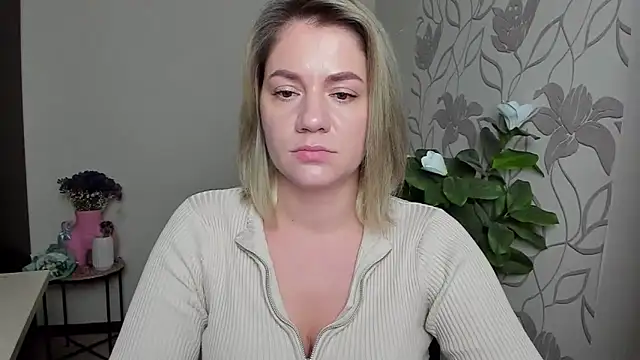 MariaSttone online show from 10/15/25, 09:45