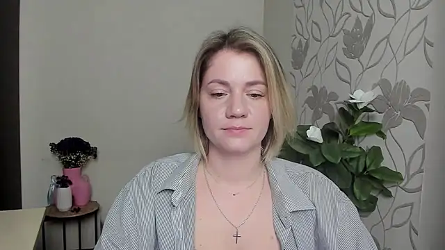 MariaSttone online show from 03/11/25, 05:57