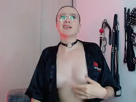 Alisson Beckett online show from 11/21/25, 04:28