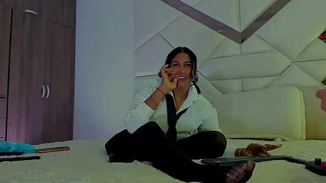 StormyButty18 online show from 12/03/25, 01:28