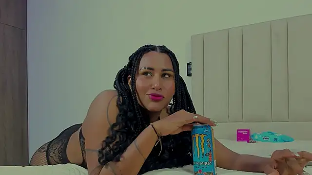 StormyButty18 online show from 10/27/25, 03:40