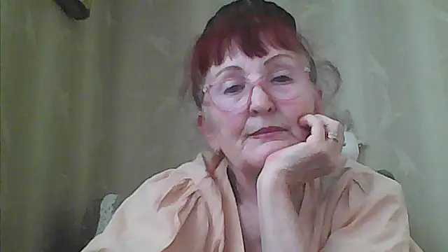Snapshot of TanyaSweet634 chatting on 06/11/26, 05:15 TanyaSweet634 online show from 06/11/26, 05:15