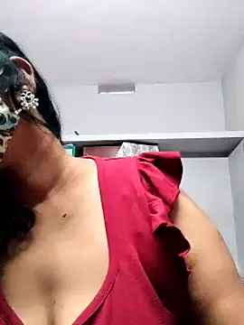 Snapshot of Bangarupapa chatting on 03/04/25, 11:00 Bangarupapa online show from 03/04/25, 11:00