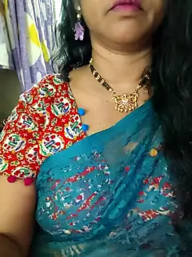 Snapshot of Bangarupapa chatting on 06/02/26, 01:49 Bangarupapa online show from 06/02/26, 01:49