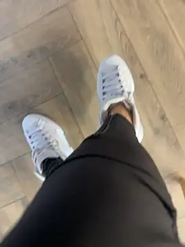 FeetVibe online show from 10/31/25, 08:22