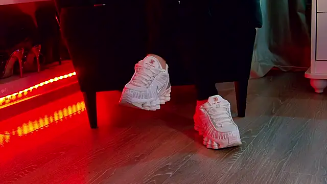 FeetVibe online show from 11/28/25, 08:25