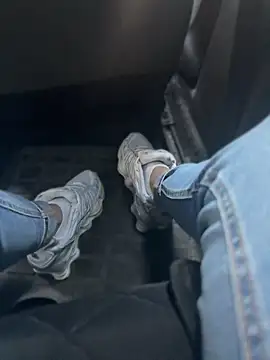 FeetVibe online show from 04/24/26, 04:25