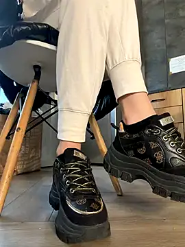 FeetVibe online show from 12/04/25, 08:13