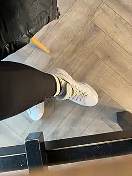 Snapshot of FeetVibe chatting on 01/14/26, 07:34 FeetVibe online show from 01/14/26, 07:34