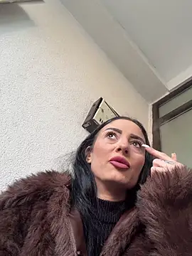 Snapshot of FeetVibe chatting on 03/04/26, 06:32 FeetVibe online show from 03/04/26, 06:32