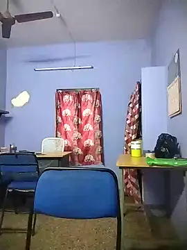 Tamilandteluguboy14 online show from 12/18/24, 12:07