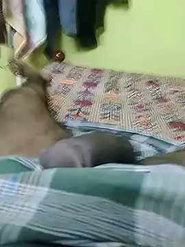 Tamilandteluguboy14 online show from 12/22/24, 09:00