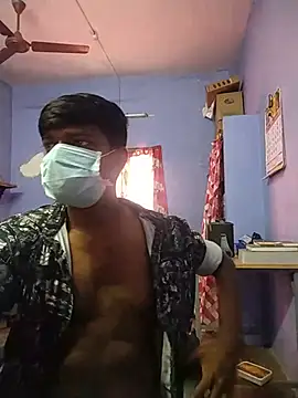 Tamilandteluguboy14 online show from 05/18/26, 06:51