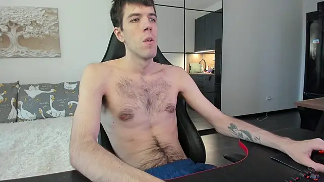 White Dylan online show from 04/03/26, 02:45