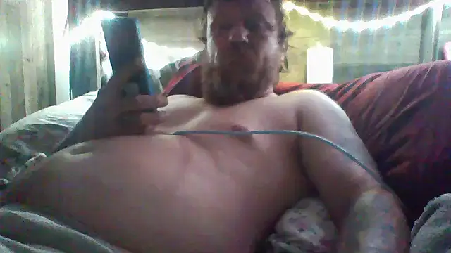 hornygiltz92 online show from 04/05/26, 06:31