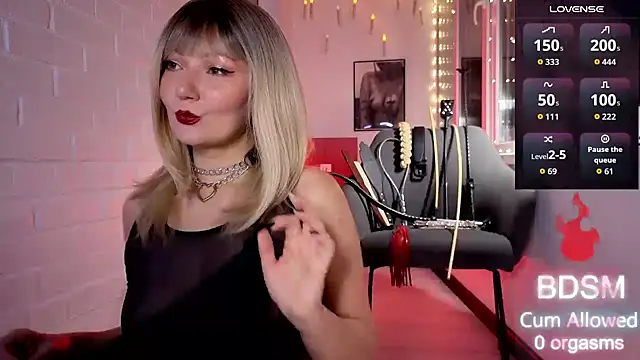 Snapshot of Sandralawrence chatting on 11/08/25, 09:18 Sandralawrence online show from 11/08/25, 09:18