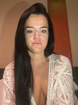 English-Chloe96 online show from 10/30/25, 04:55