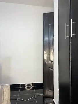 prettiepearl online show from 04/04/26, 01:28