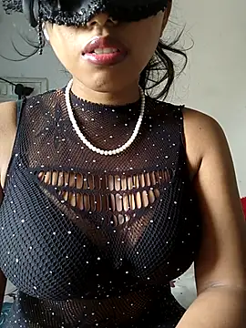 Snapshot of sandy_naughty chatting on 09/27/25, 08:53 sandy naughty online show from 09/27/25, 08:53