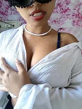 sandy naughty online show from 05/09/26, 03:32