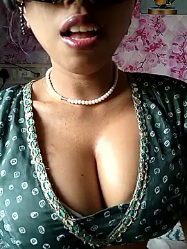 sandy naughty online show from 02/07/26, 09:06