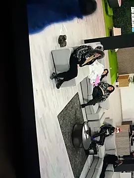 little2026 online show from 12/23/25, 12:33