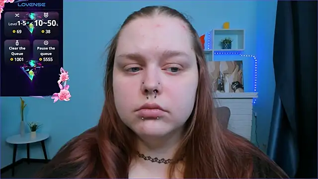 Snapshot of Crow_Diam0nd chatting on 01/18/25, 04:04 Crow Diam0nd online show from 01/18/25, 04:04