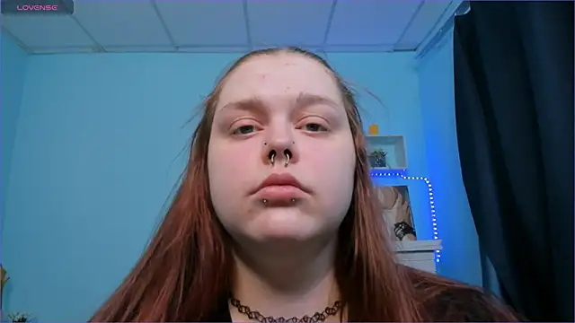 Snapshot of Crow_Diam0nd chatting on 01/20/25, 03:48 Crow Diam0nd online show from 01/20/25, 03:48