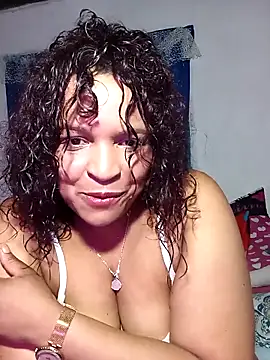  violetta - online show from 12/16/25, 12:15