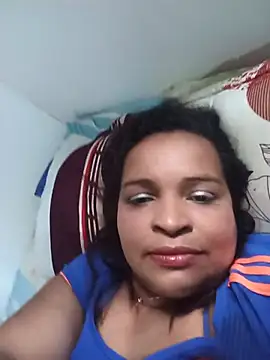 Snapshot of _violetta_- chatting on 06/09/26, 01:45 violetta - online show from 06/09/26, 01:45