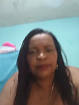 Snapshot of _violetta_- chatting on 07/16/26, 02:47 violetta - online show from 07/16/26, 02:47