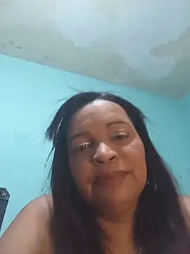 Snapshot of _violetta_- chatting on 07/18/26, 01:30 violetta - online show from 07/18/26, 01:30