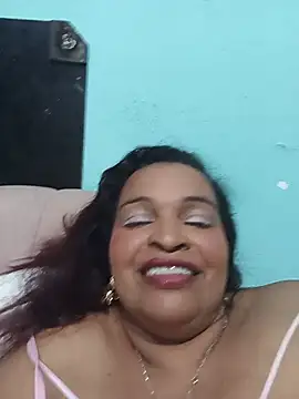 Snapshot of _violetta_- chatting on 07/05/26, 02:16 violetta - online show from 07/05/26, 02:16