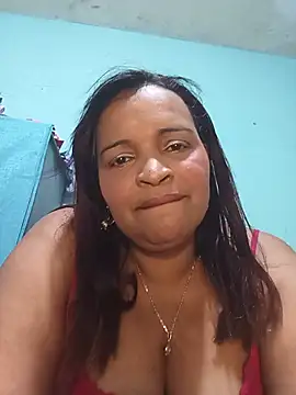 Snapshot of _violetta_- chatting on 07/17/26, 02:53 violetta - online show from 07/17/26, 02:53