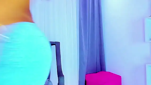 sofialina online show from 03/31/26, 06:54