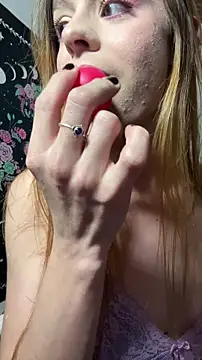 RuivaRaposinha online show from 11/05/25, 09:51