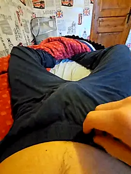 Azerty0911 online show from 11/28/25, 08:14