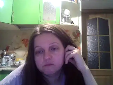 Snapshot of CatMelissa chatting on 12/13/24, 10:02 CatMelissa online show from 12/13/24, 10:02