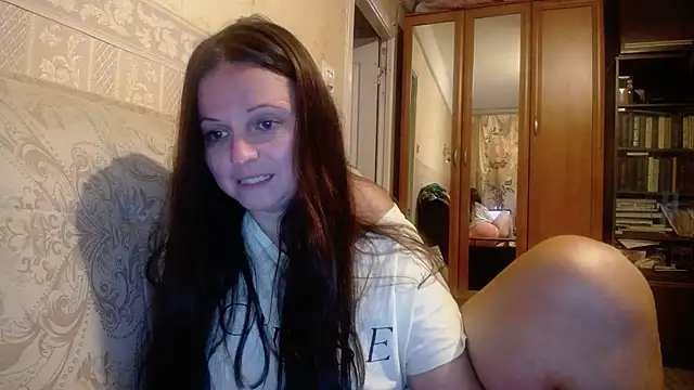 Snapshot of CatMelissa chatting on 09/15/25, 09:48 CatMelissa online show from 09/15/25, 09:48