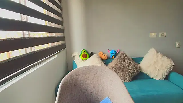 Lauri  fit online show from 03/16/26, 07:05