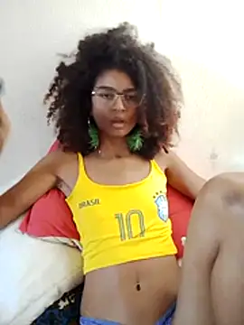 Snapshot of Emanuelle_manu chatting on 06/19/26, 01:06 Emanuelle manu online show from 06/19/26, 01:06