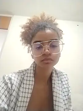 Snapshot of Emanuelle_manu chatting on 09/28/25, 11:50 Emanuelle manu online show from 09/28/25, 11:50