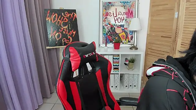 mekurisu online show from 11/04/25, 08:18