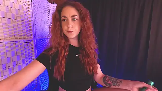 Snapshot of KayleyxEmily chatting on 03/06/25, 02:18 KayleyxEmily online show from 03/06/25, 02:18